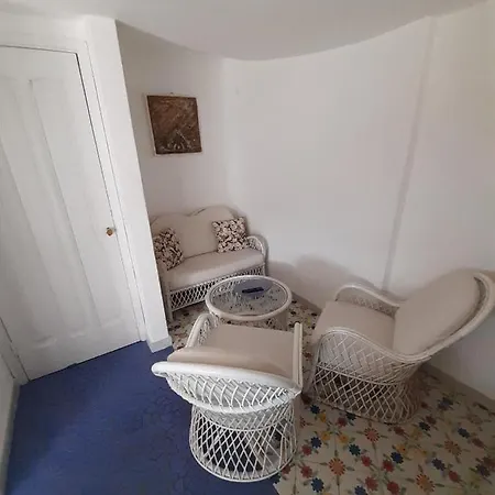 Angela Apartment *